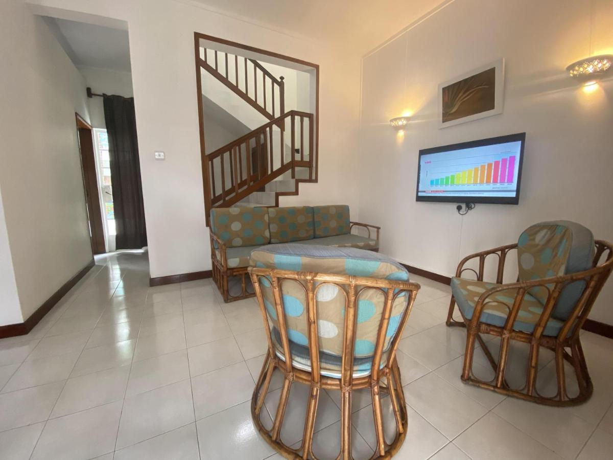 Cosi Holiday Mont-Choisy Bagian luar foto