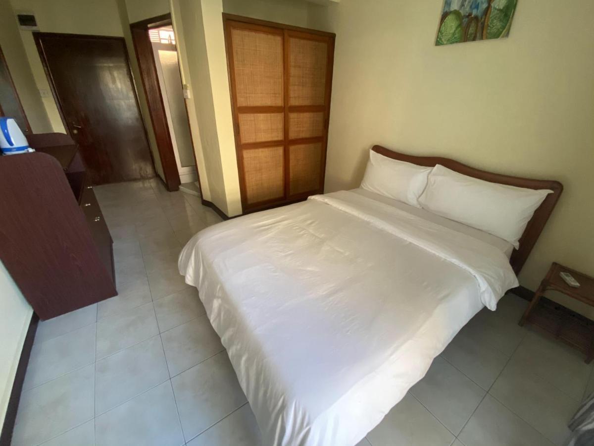 Cosi Holiday Mont-Choisy Bagian luar foto