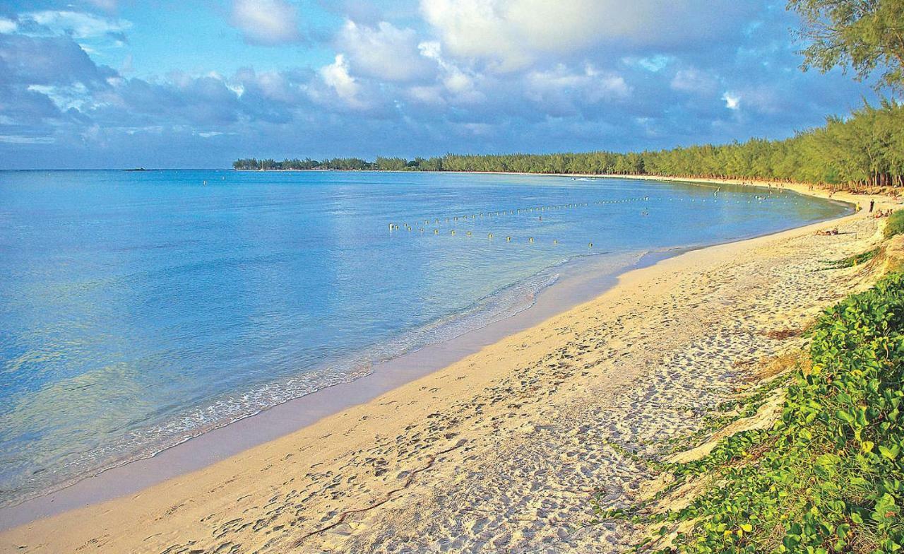 Cosi Holiday Mont-Choisy Bagian luar foto